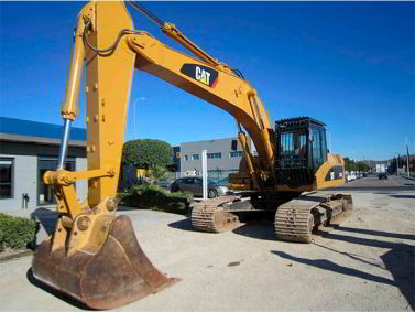 Екскаватор CAT 325DL