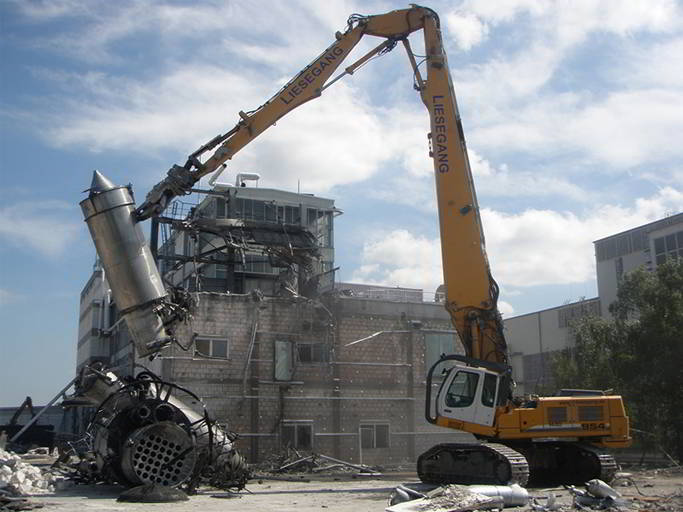 Руйнівник LIEBHERR R954C DEMOLITION